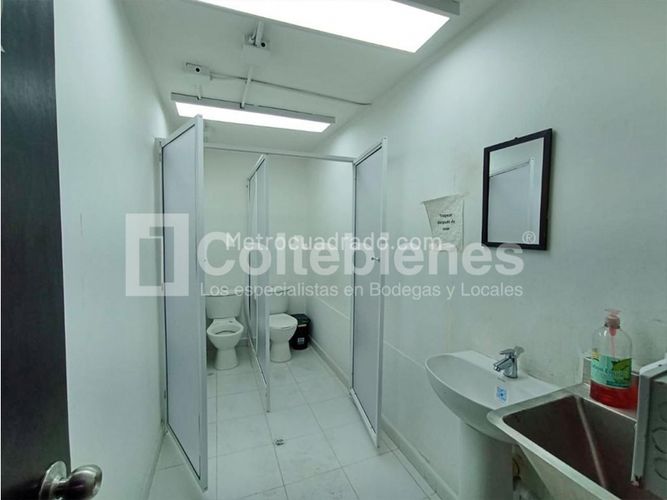 Local en  Venta en Guayabal, Medellín - Miniatura 2