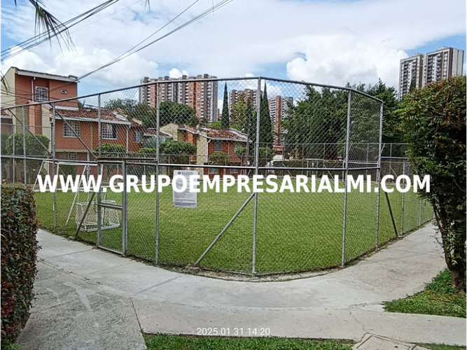 Apartaestudio en  Venta en Prados de Sabaneta, Sabaneta - Miniatura 30