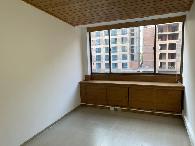 Oficina en  Arriendo en Bogotá - Miniatura 3