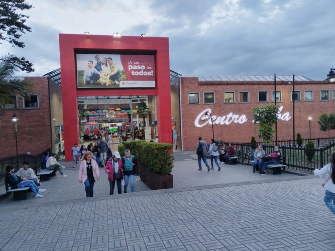 Local en  Venta en Centro Comercial Centro Suba, Bogotá - Imagen 1