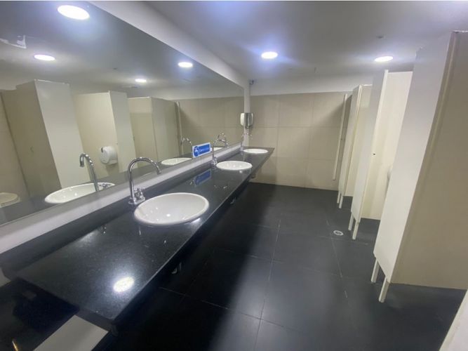 Oficina en arriendo en Zona chapinero, Bogotá - Miniatura 7