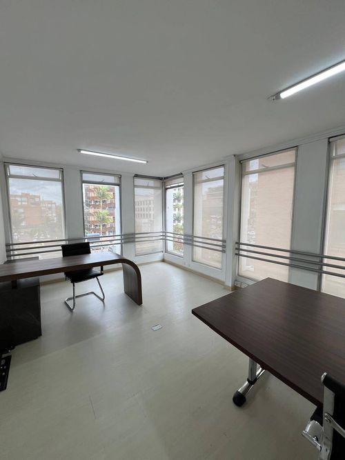 Oficina en  Venta en Santa barbara occidental, Bogotá - Imagen 1
