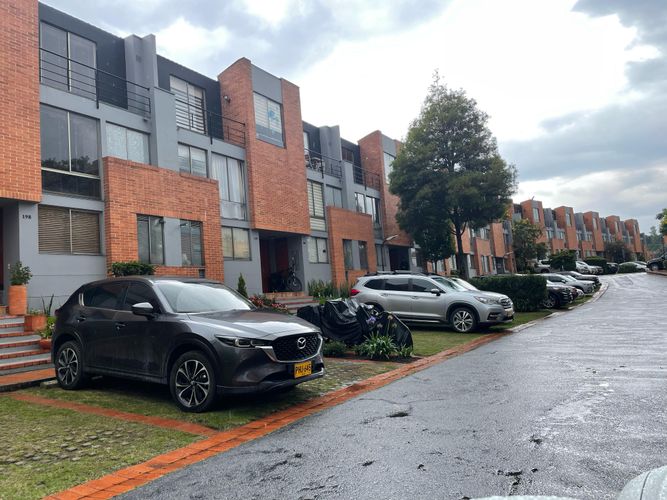 Casa en  Venta en Bogotá - Miniatura 2