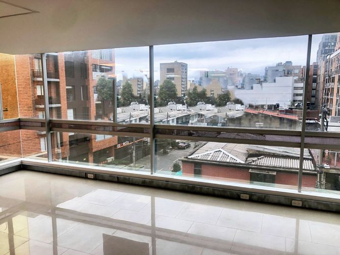Oficina en  Venta en Santa Barbara, Bogotá - Imagen 1