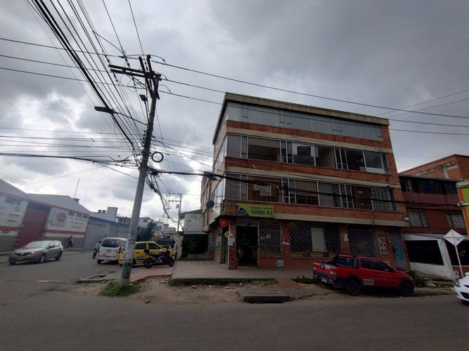 Oficina en  Arriendo en Toberin, Bogotá - Miniatura 11