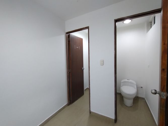 Oficina en  Arriendo en Toberin, Bogotá - Miniatura 13