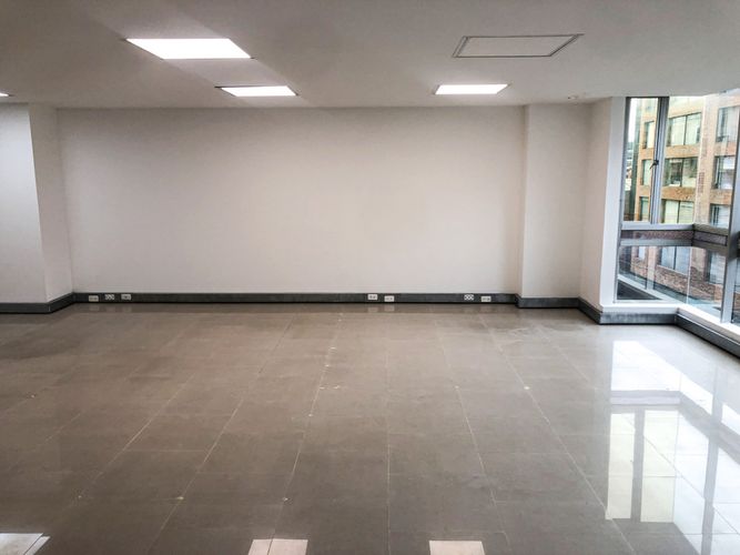 Oficina en  Arriendo en Santa Barbara, Bogotá - Miniatura 5