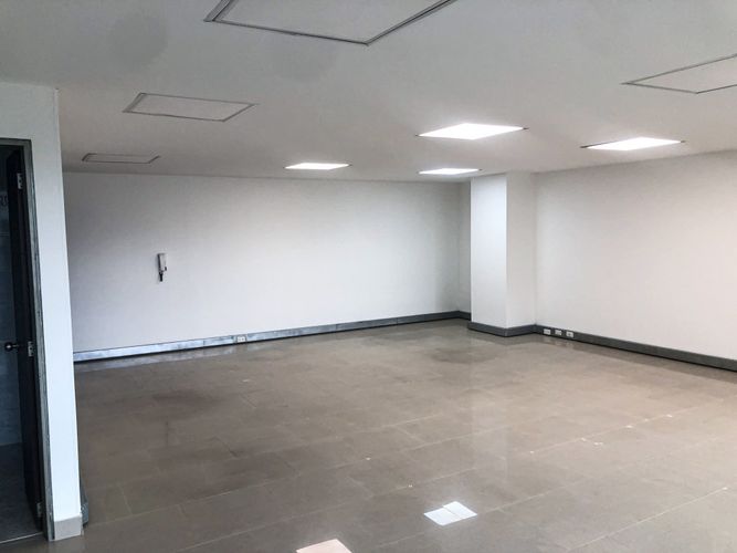 Oficina en  Arriendo en Santa Barbara, Bogotá - Miniatura 6