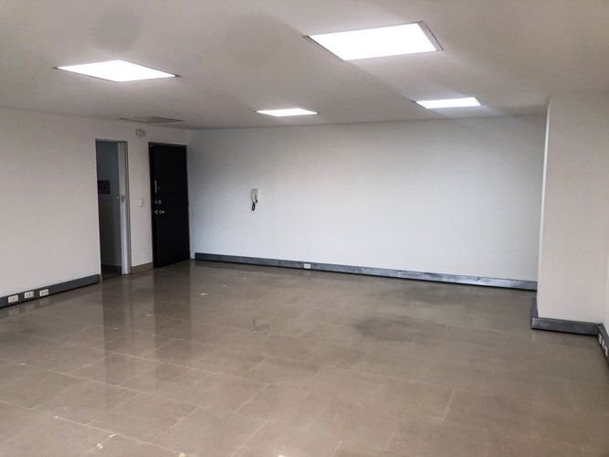 Oficina en  Arriendo en Santa Barbara, Bogotá - Miniatura 10