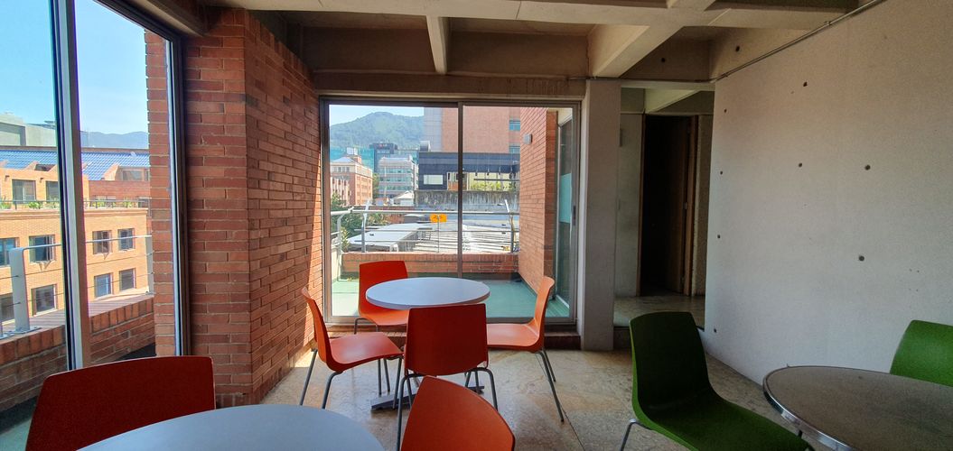 Oficina en  Arriendo en Chico norte, Bogotá - Miniatura 3