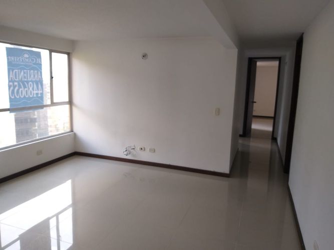 Apartamento en  Arriendo en Loma De San Julian, Medellín - Miniatura 9