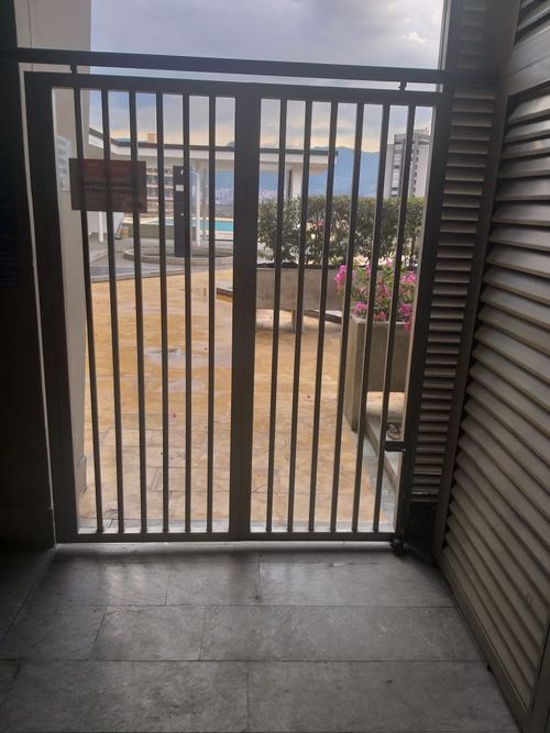 Apartamento en  Arriendo en Loma De San Julian, Medellín - Miniatura 13