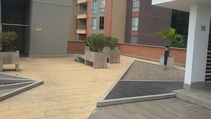 Apartamento en  Arriendo en Loma De San Julian, Medellín - Miniatura 16