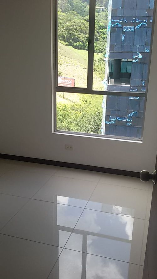 Apartamento en  Arriendo en Loma De San Julian, Medellín - Miniatura 20