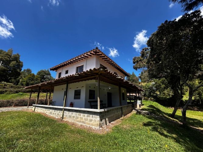 Finca en  Arriendo en El salado, Guarne - Miniatura 2