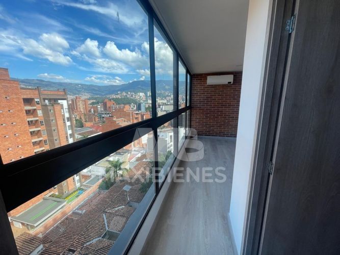 Apartaestudio en  Arriendo en Laureles, Medellín - Miniatura 4