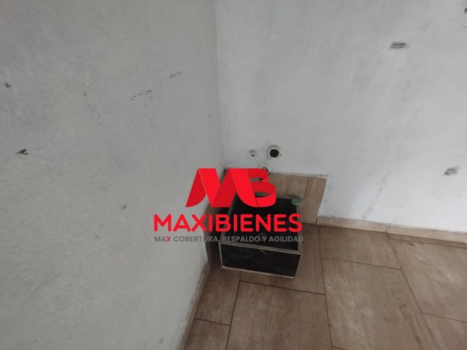 Local en  Arriendo en Manrique Central, Medellín - Miniatura 8