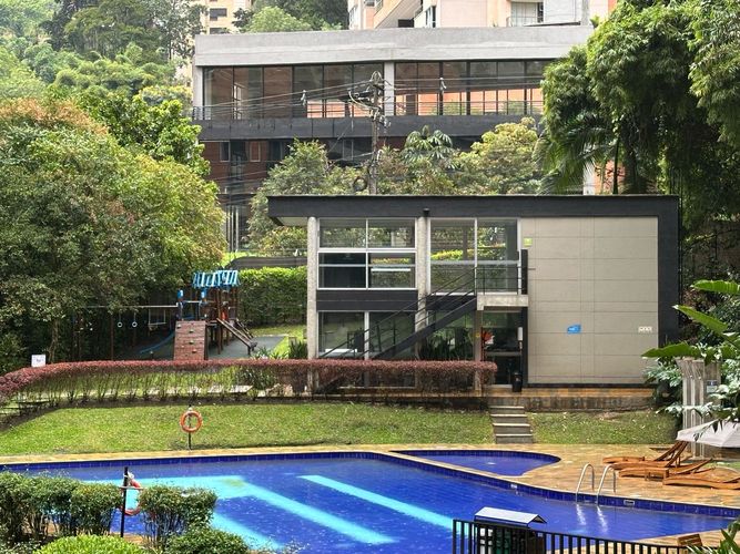 Apartamento en  Venta en El tesoro, Medellín - Miniatura 16