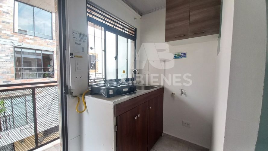 Apartaestudio en  Arriendo en Belén Los Alpes, Medellín - Miniatura 4