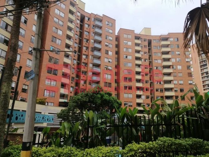 Apartamento en  Arriendo en Medellín - Imagen 1
