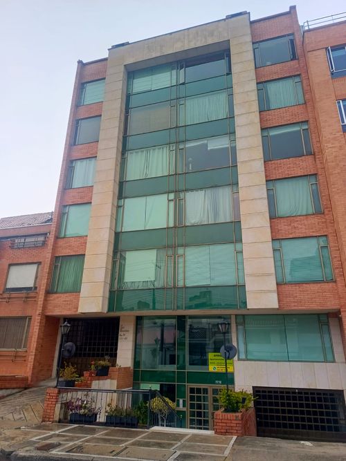 Apartaestudio en  Arriendo en Santa barbara central, Bogotá - Miniatura 9