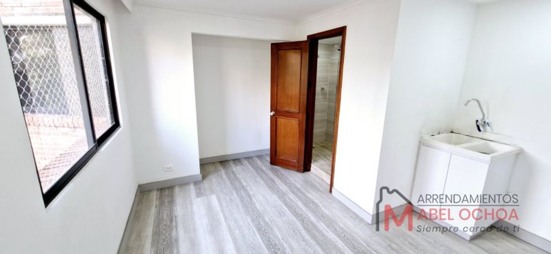 Apartamento en  Arriendo en El Poblado, Medellín - Miniatura 3