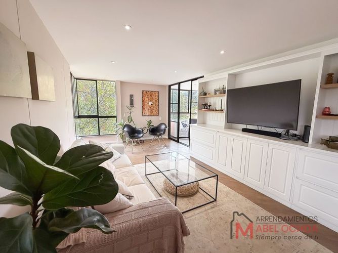 Apartamento en  Arriendo en El Poblado, Medellín - Miniatura 2