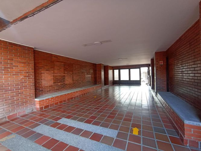 Edificio en  Arriendo en Cali - Miniatura 2