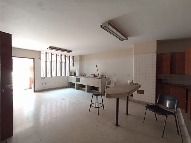 Edificio en  Arriendo en Cali - Miniatura 4