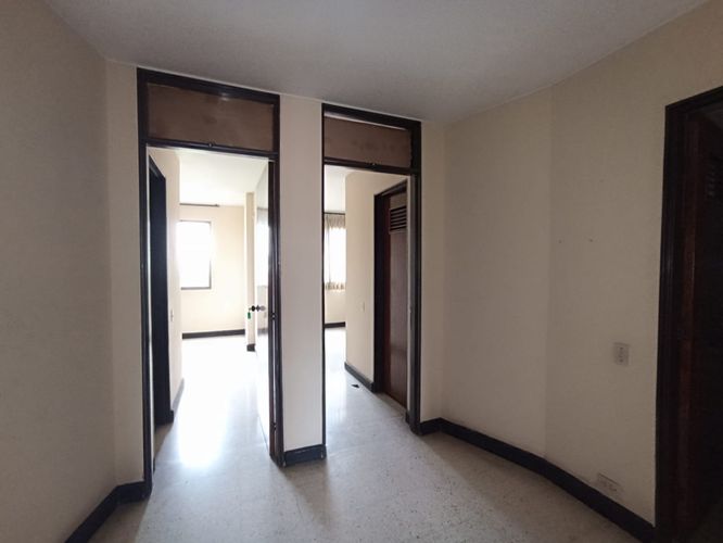 Edificio en  Arriendo en Cali - Miniatura 20