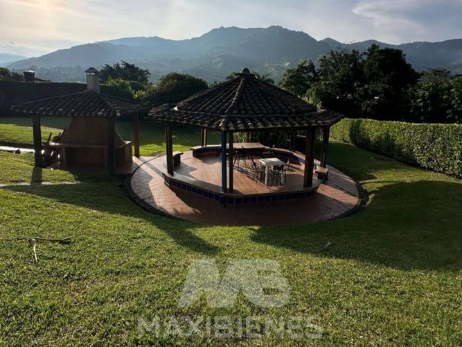 Finca en  Arriendo en Simon bolivar sb (centro), Copacabana - Miniatura 2