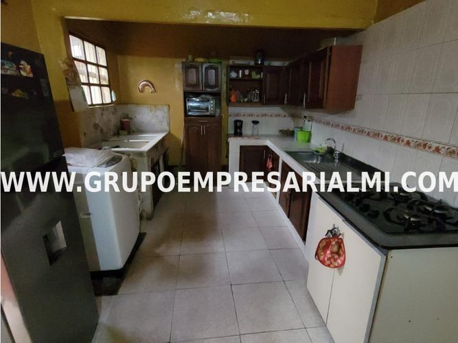 Apartaestudio en  Venta en La america, Medellín - Miniatura 2