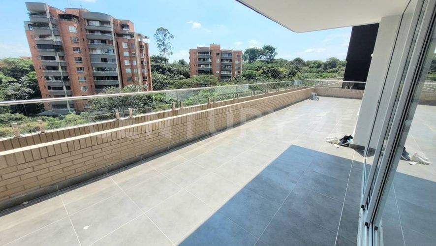 Apartamento en  Arriendo en Ciudad jardin, Cali - Miniatura 3