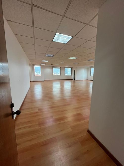 Oficina en  Arriendo en Chico norte, Bogotá - Miniatura 6