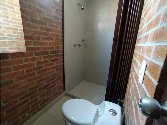 Oficina en  Arriendo en El Poblado, Medellín - Miniatura 3