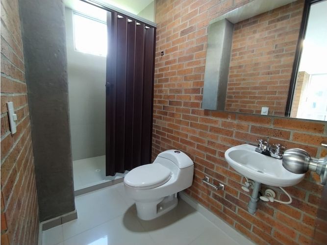 Oficina en  Arriendo en El Poblado, Medellín - Miniatura 6