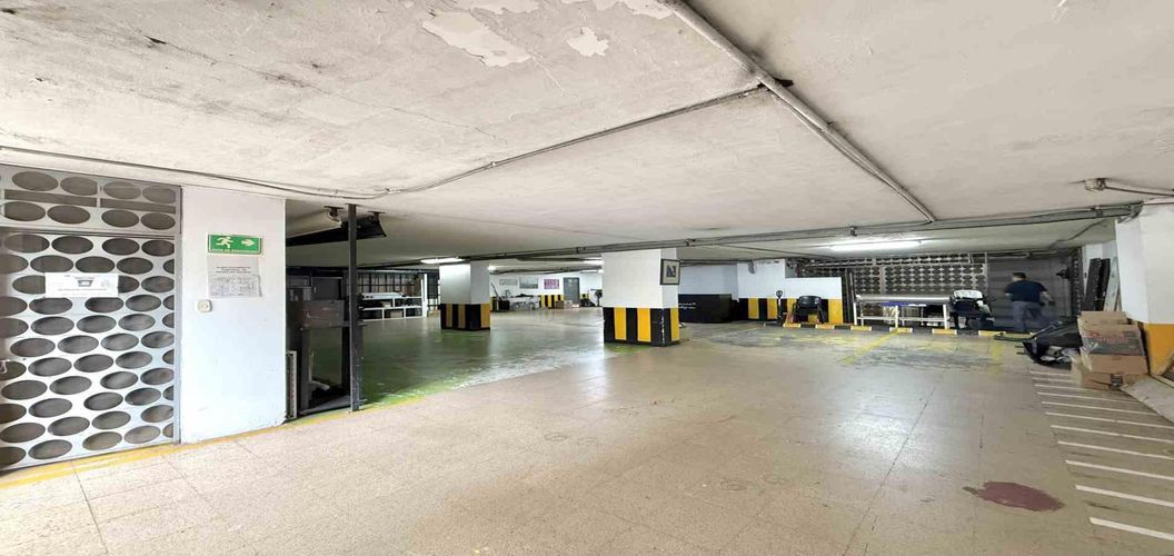 Edificio en  Arriendo en Sector plaza de bolivar, Pereira - Miniatura 2