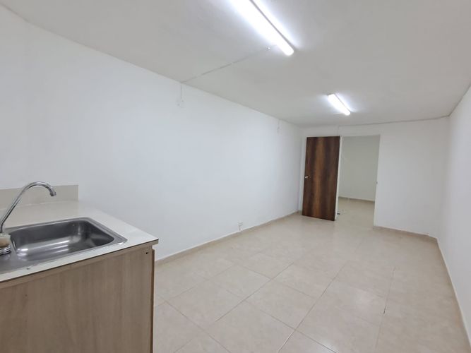 Oficina en  Arriendo en Laureles, Medellín - Miniatura 2