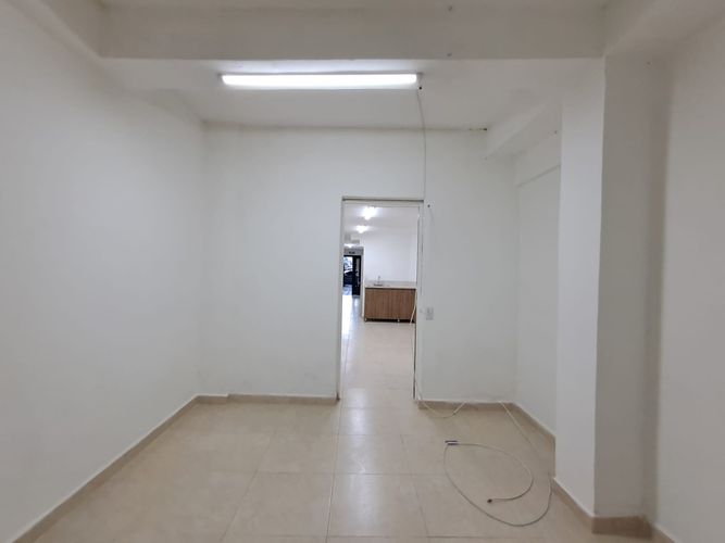 Oficina en  Arriendo en Laureles, Medellín - Miniatura 4