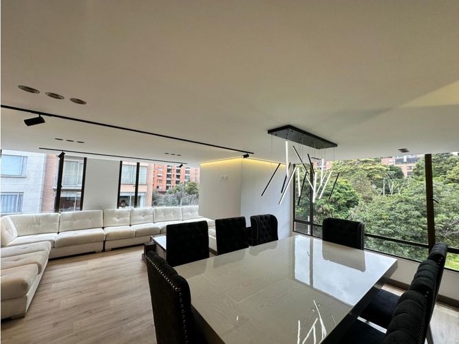 Apartamento en  Venta en Usaquen, Bogotá - Miniatura 2