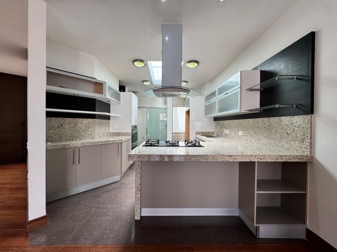 Apartamento en  Venta en Chico norte, Bogotá - Miniatura 7