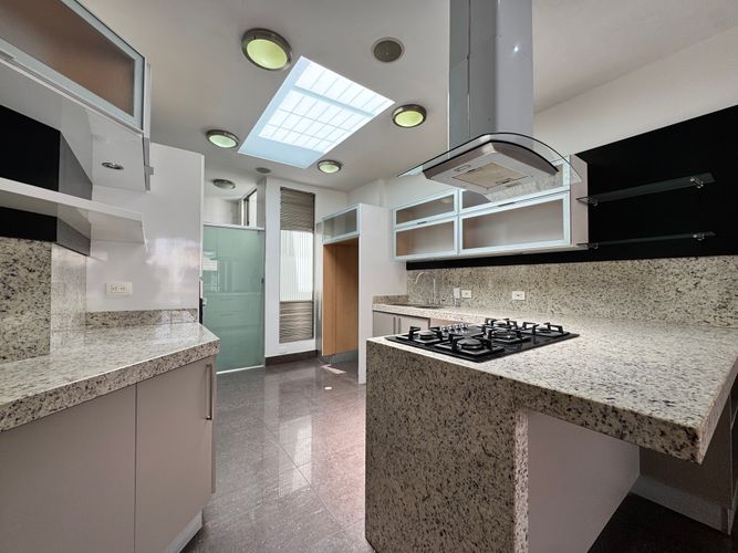 Apartamento en  Venta en Chico norte, Bogotá - Miniatura 8
