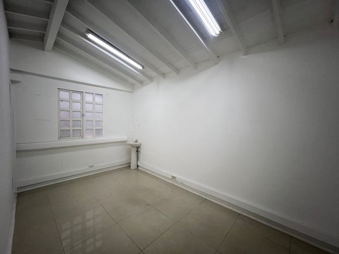 Edificio en  Arriendo en Laureles, Medellín - Miniatura 3