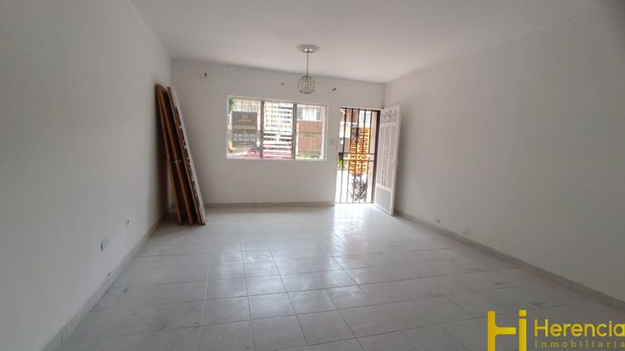 Casa en  Arriendo en Laureles, Medellín - Miniatura 3