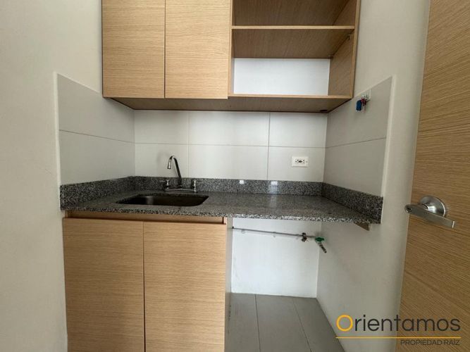 Oficina en  Arriendo en El Poblado, Medellín - Miniatura 7