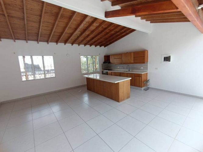 Casa en  Arriendo en La mina, Envigado - Miniatura 5