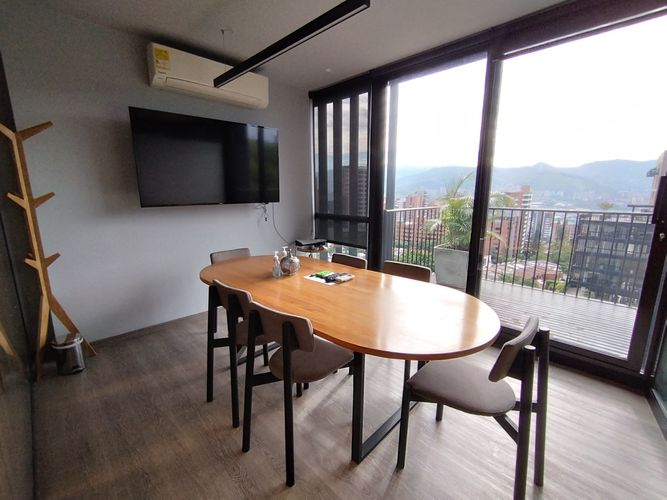 Oficina en  Arriendo en El Poblado, Medellín - Miniatura 2