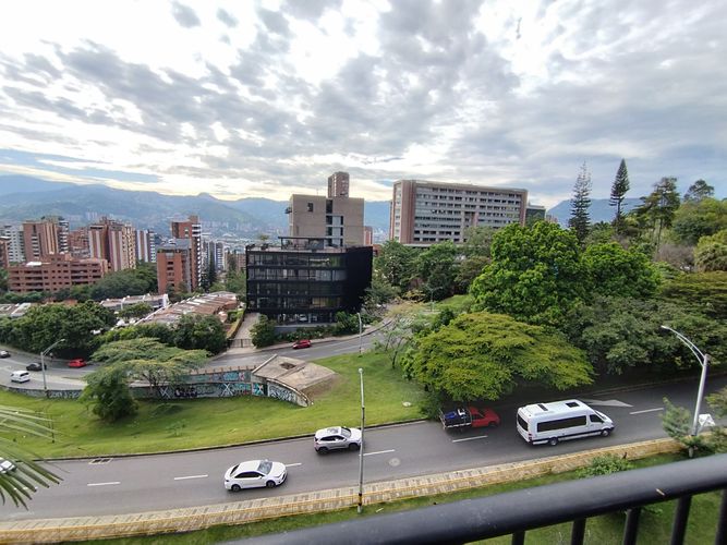 Oficina en  Arriendo en El Poblado, Medellín - Miniatura 4