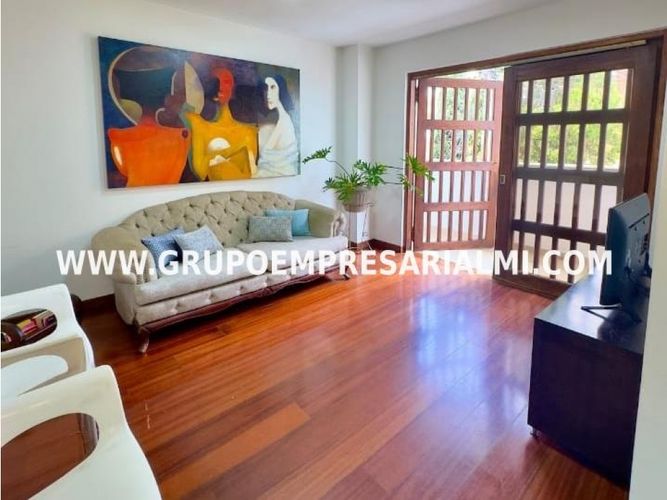 Apartaestudio en  Venta en Obrero, Envigado - Imagen 1