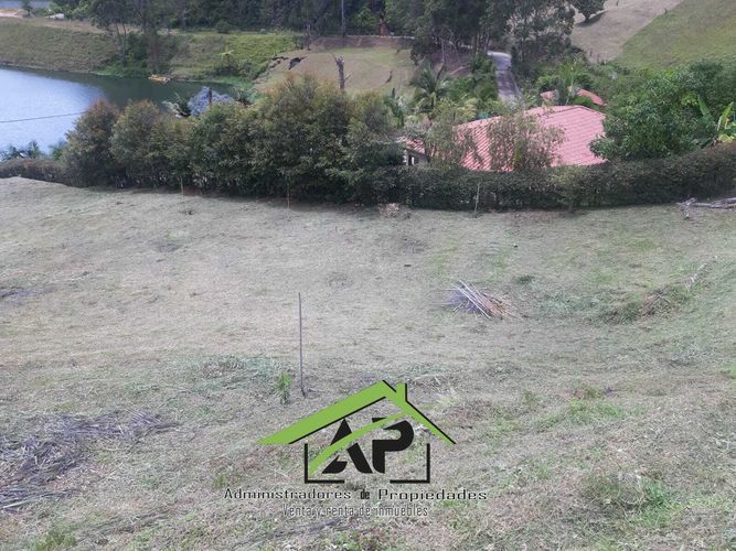 Finca en  Arriendo en Peñol - Miniatura 8